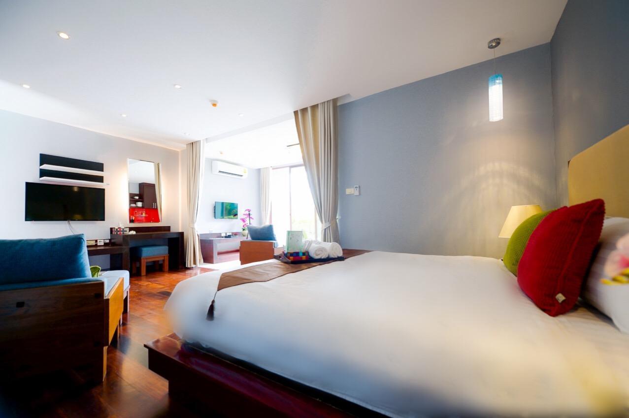 Nice Residence Hotel Huahin - Sha Extra Plus Exterior photo
